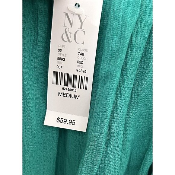 New York & Company Green Off the Shoulder Romper Rayon Tie Waist Size Medium NEW - Picture 3 of 4